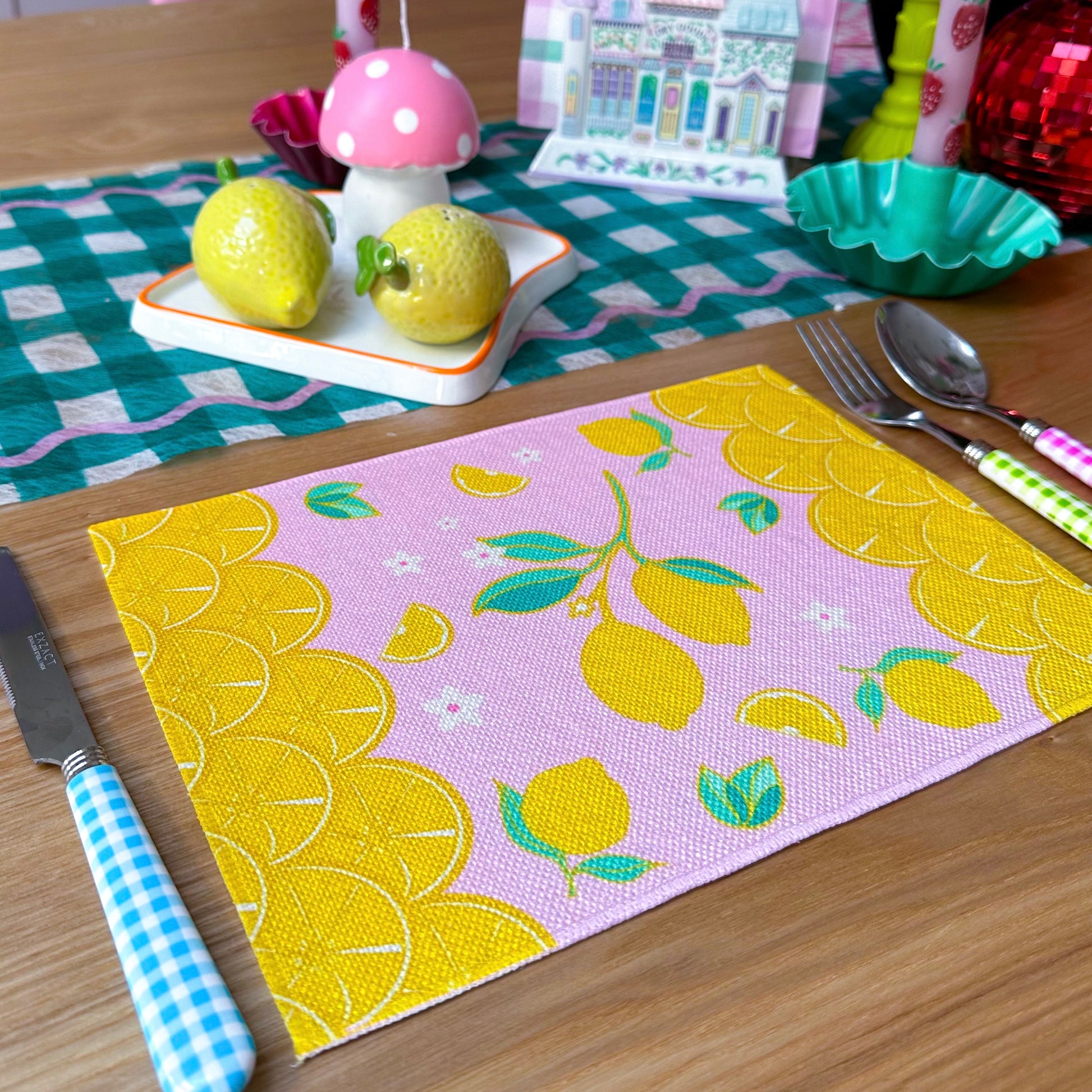 lemon placemat for kitchen in yellow and pink colours