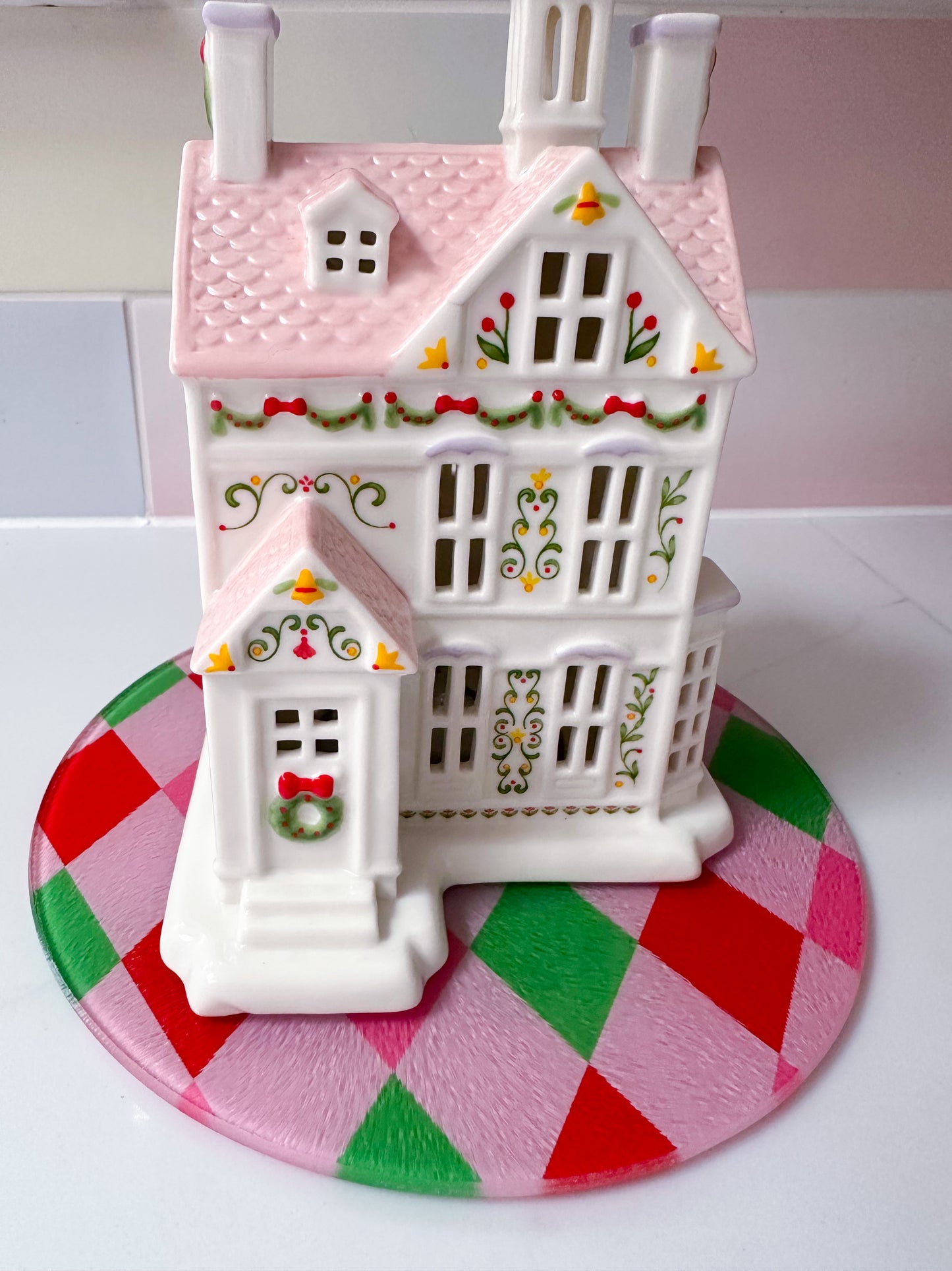 Harlequin Christmas Trivet
