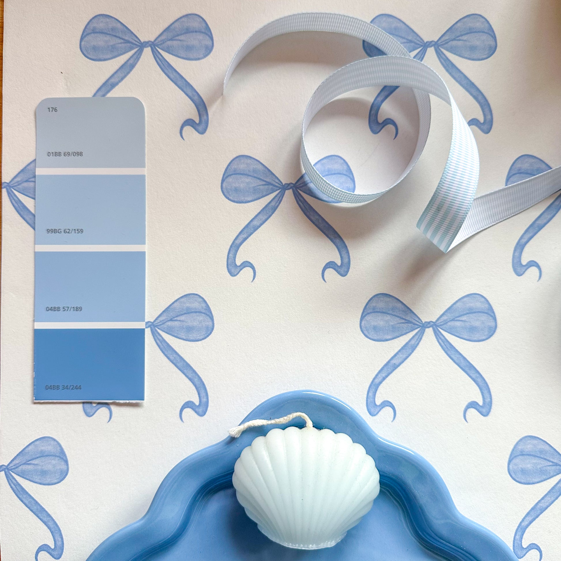 bow wallpaper in blue colour