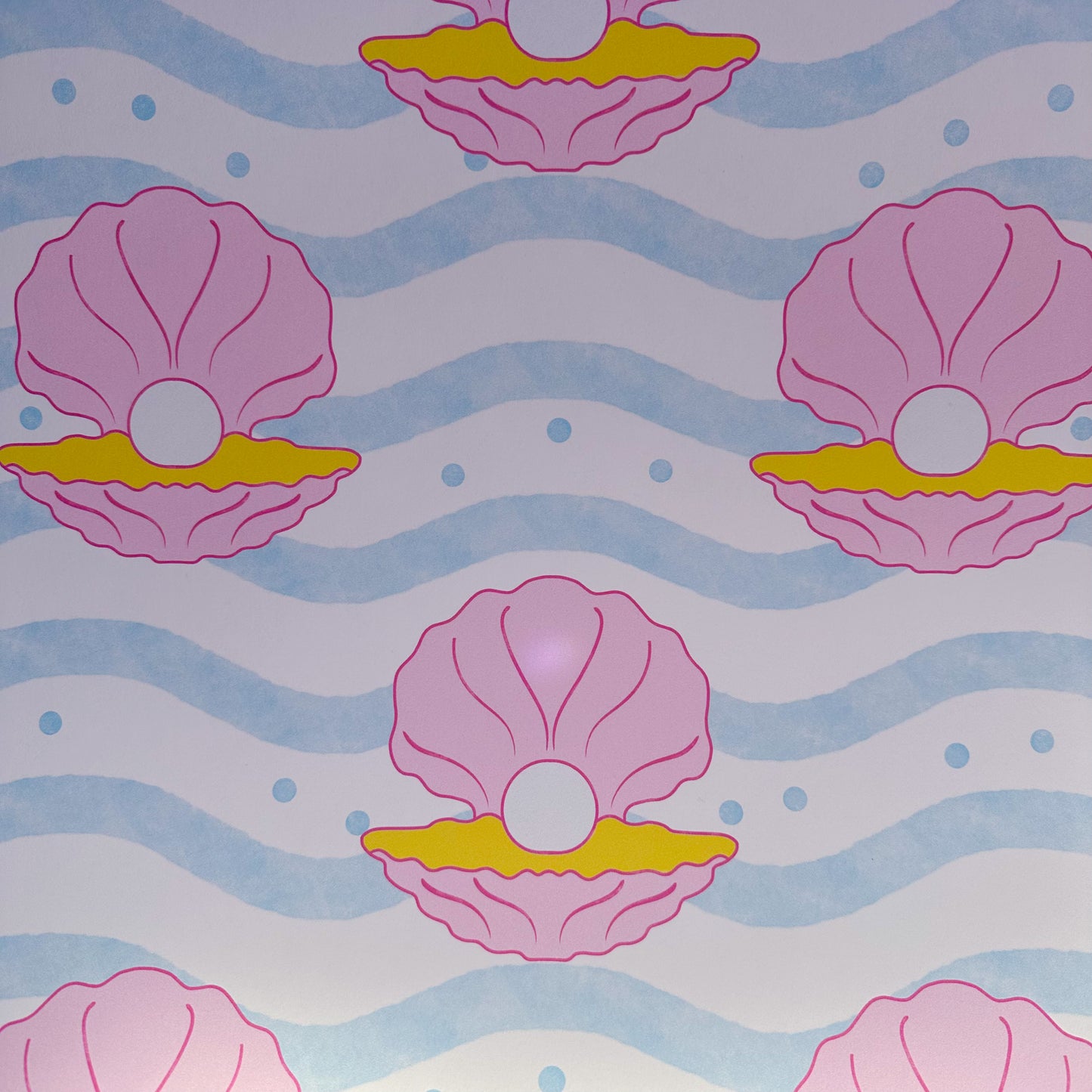 shell wallpaper in blue and pink